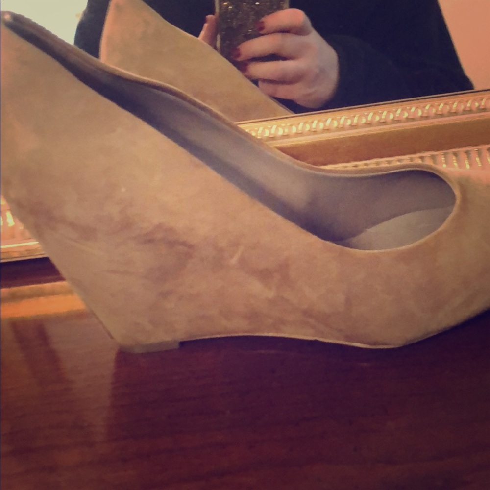 Via Neroli shoes